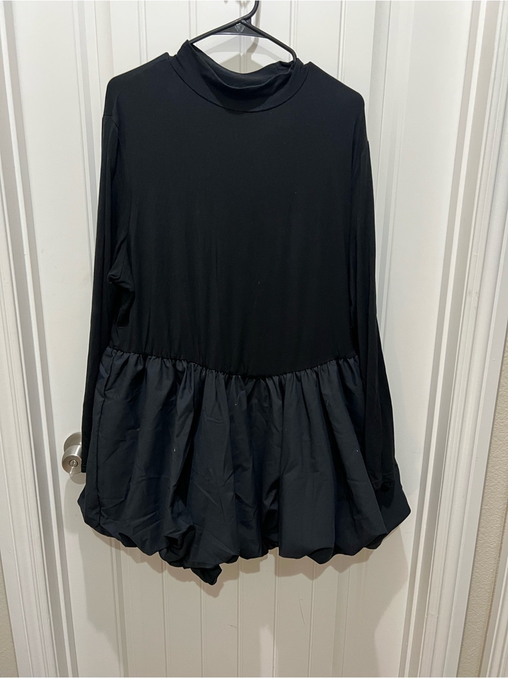 SHEIN Black Long-Sleeve Peplum Dress